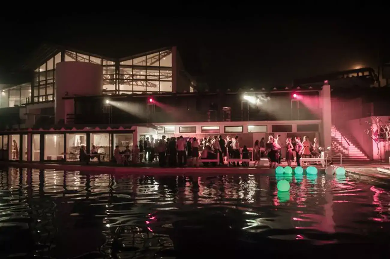 Casamento no Destino no Arriba by the Sea