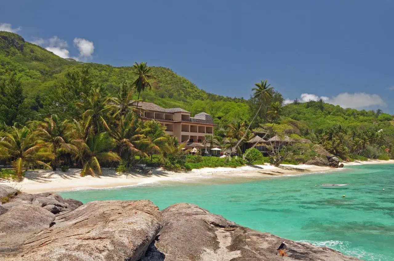 Pacote de viagem Lua de Mel em Seychelles By Hilton Allamanda