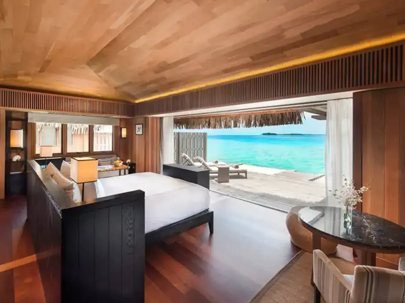 Papeete, Moorea & Bora Bora