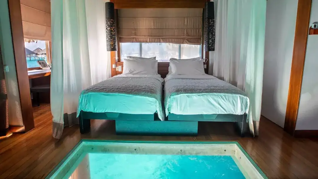 Moorea & Bora Bora