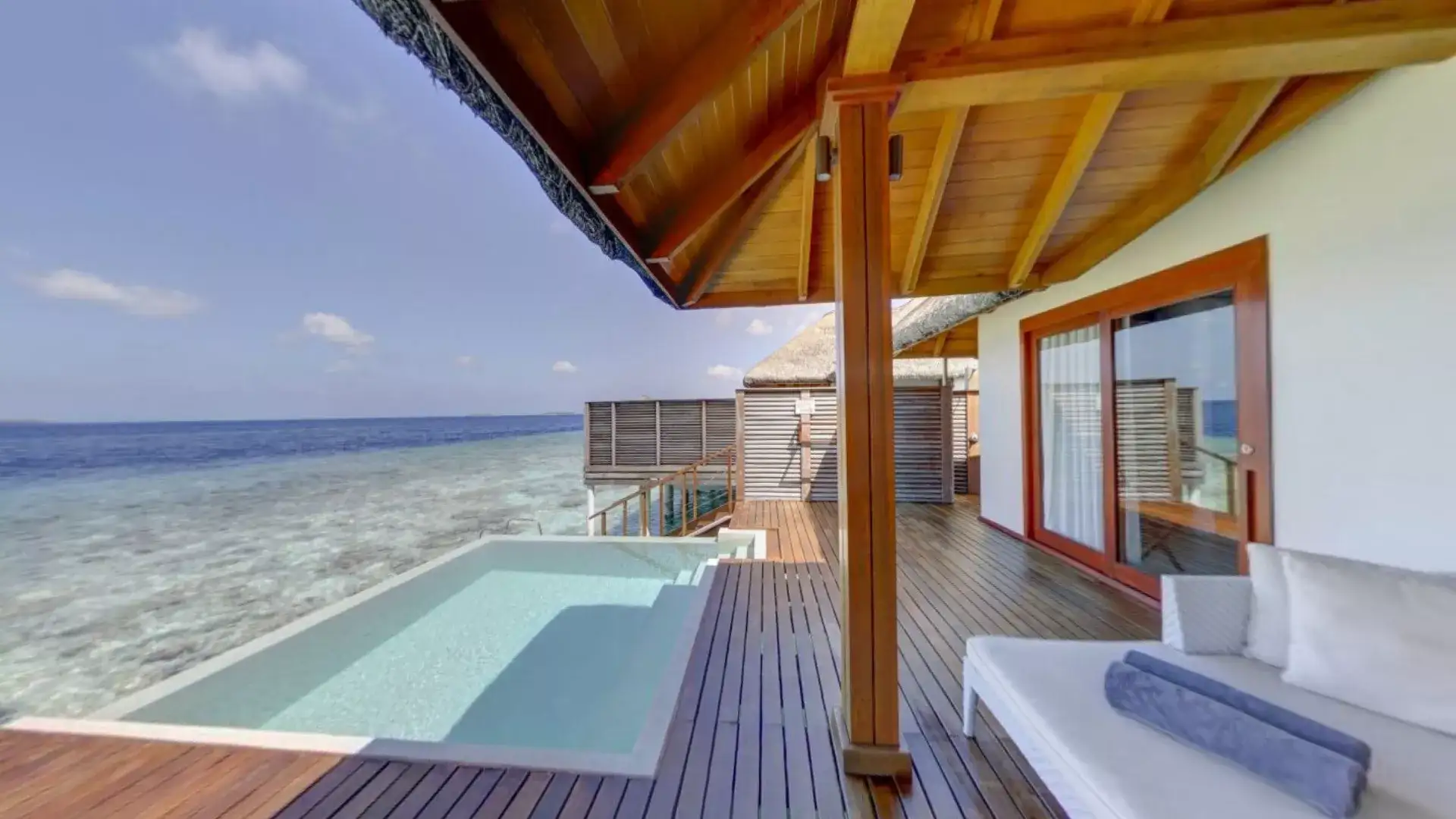 Dusit Thani Maldives