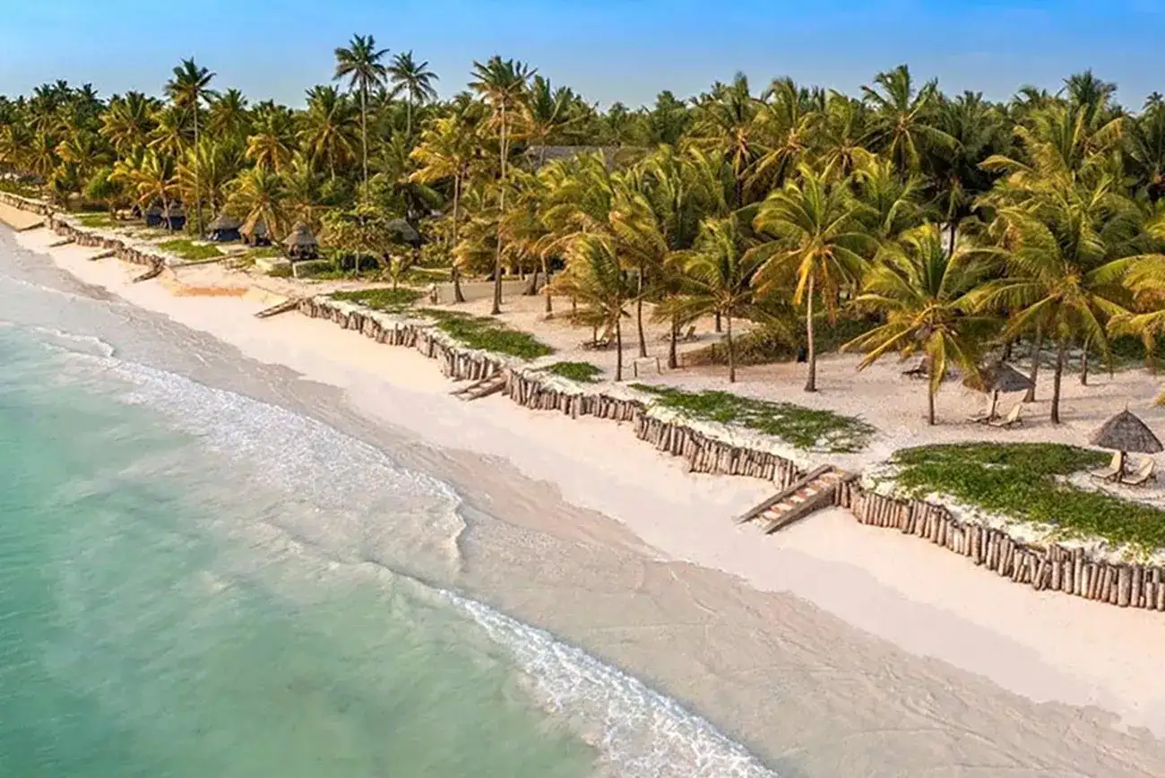 Zanzibar por Completo entre Resorts e Retiro