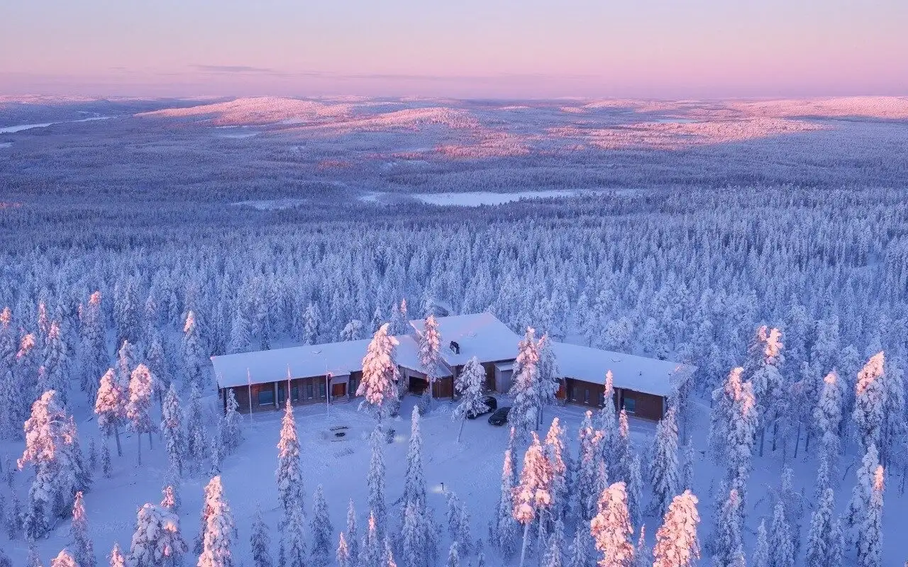Vista Panorâmica de Rovaniemi na neve, Finlândia