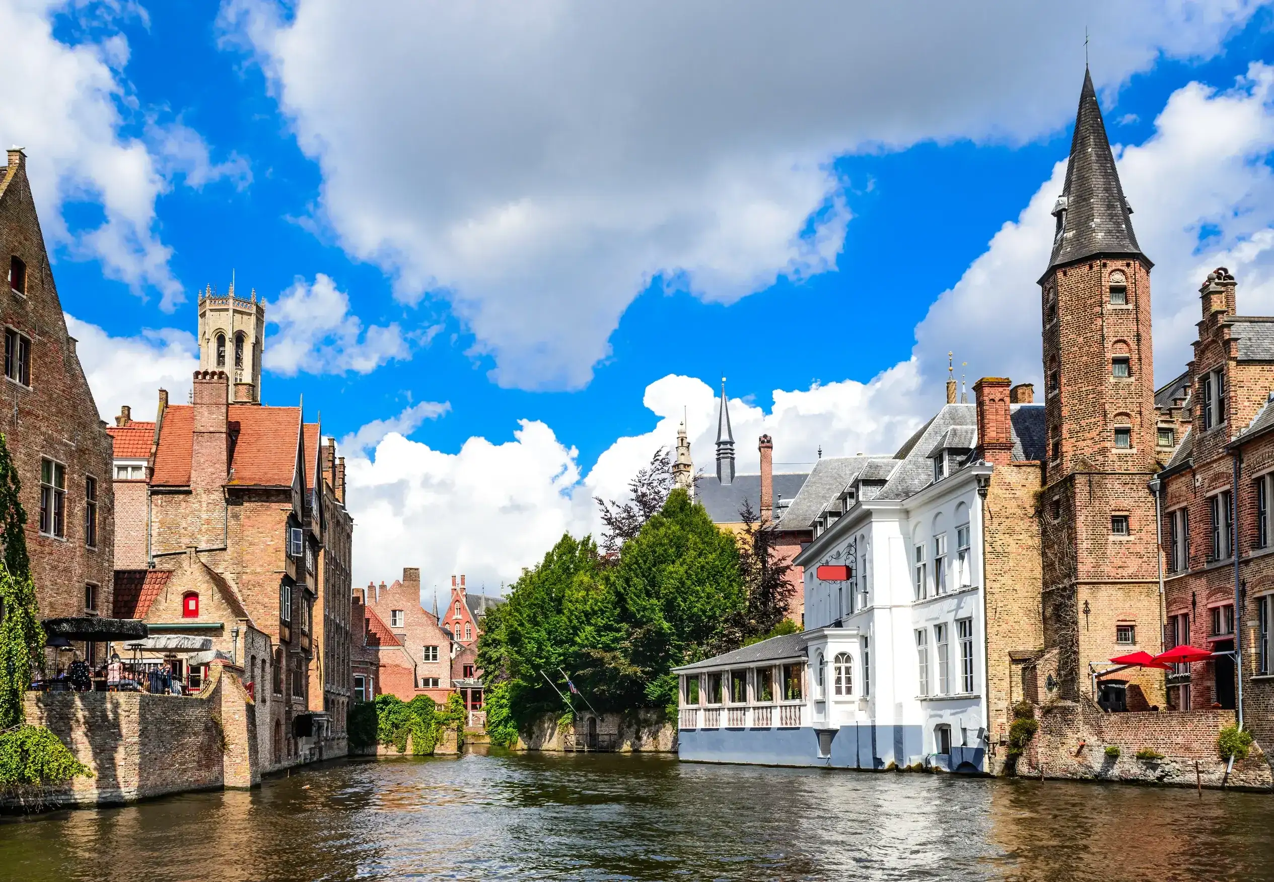Rozenhoedkaai em Bruges, Bélgica