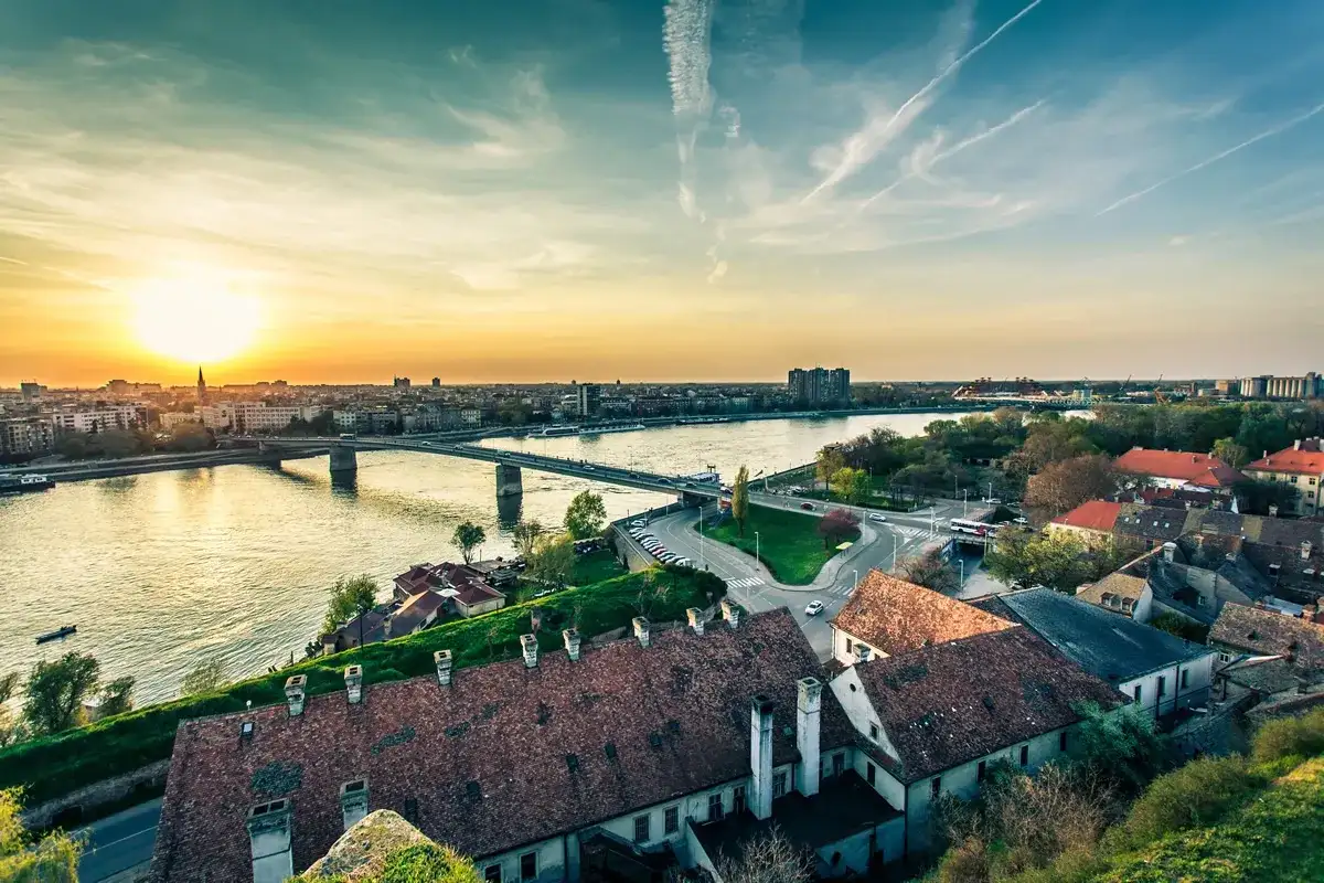 Pôr do sol em Novi Sad, Servia