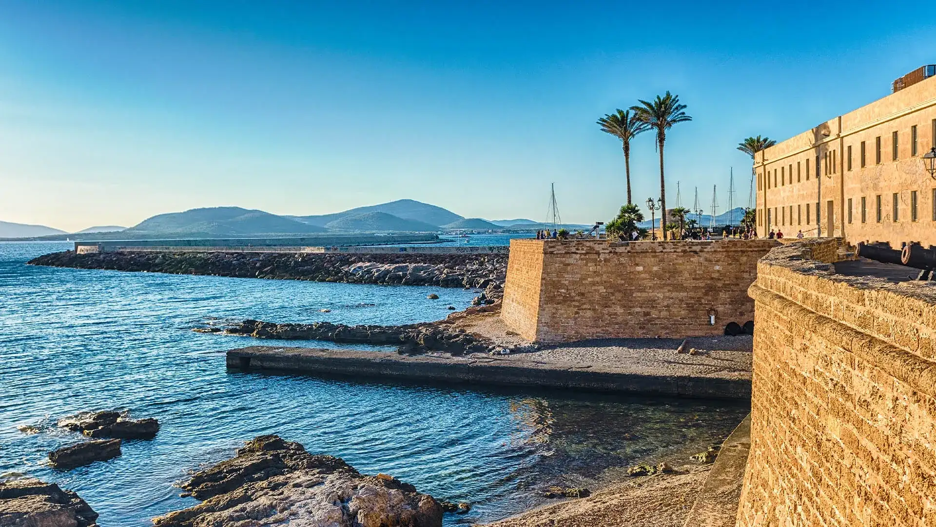 Muralhas de Alghero, Sardenha, Itália