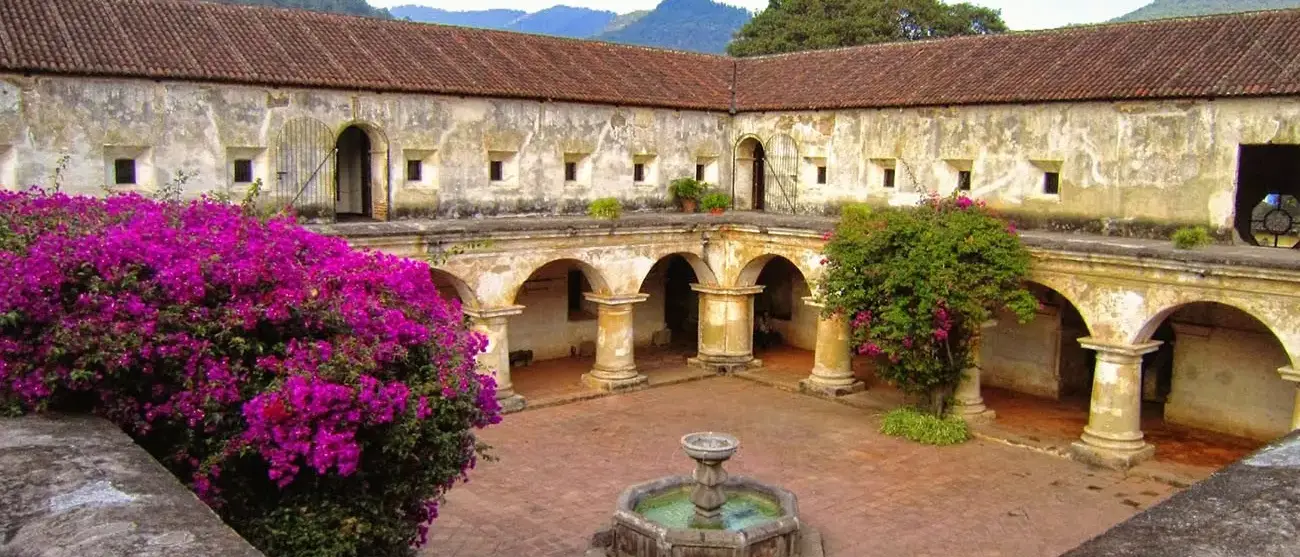 Igreja e Convento las Capuchinas na Guatemala