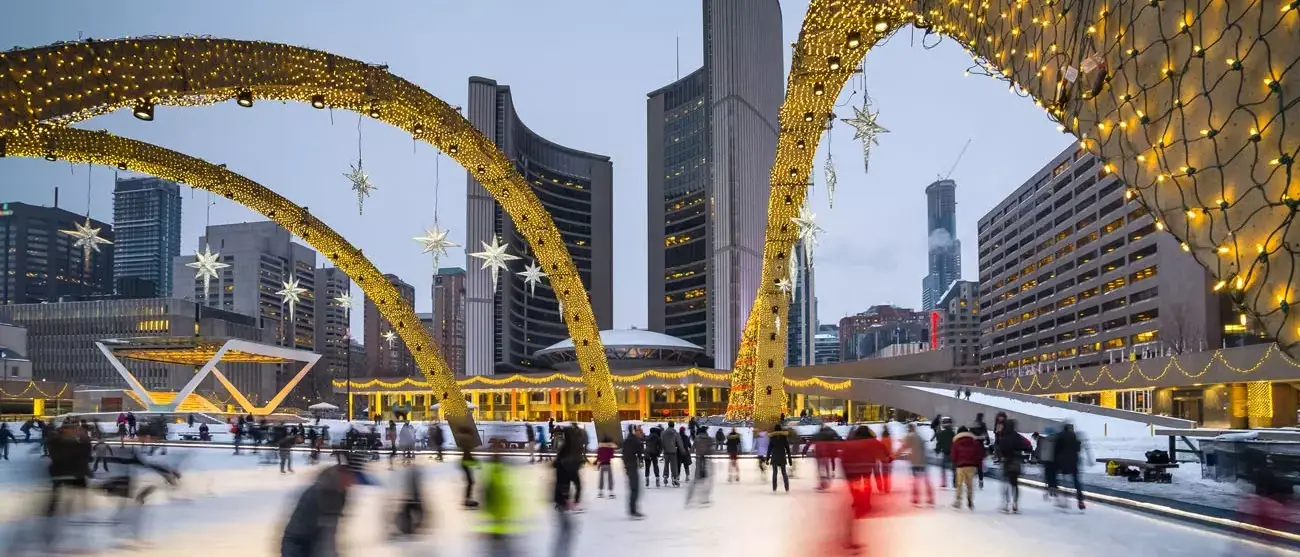 Nathan Phillips Square em Toronto