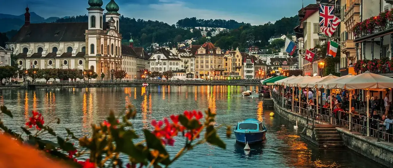 Reuss à noite, Lucerne, Suíça