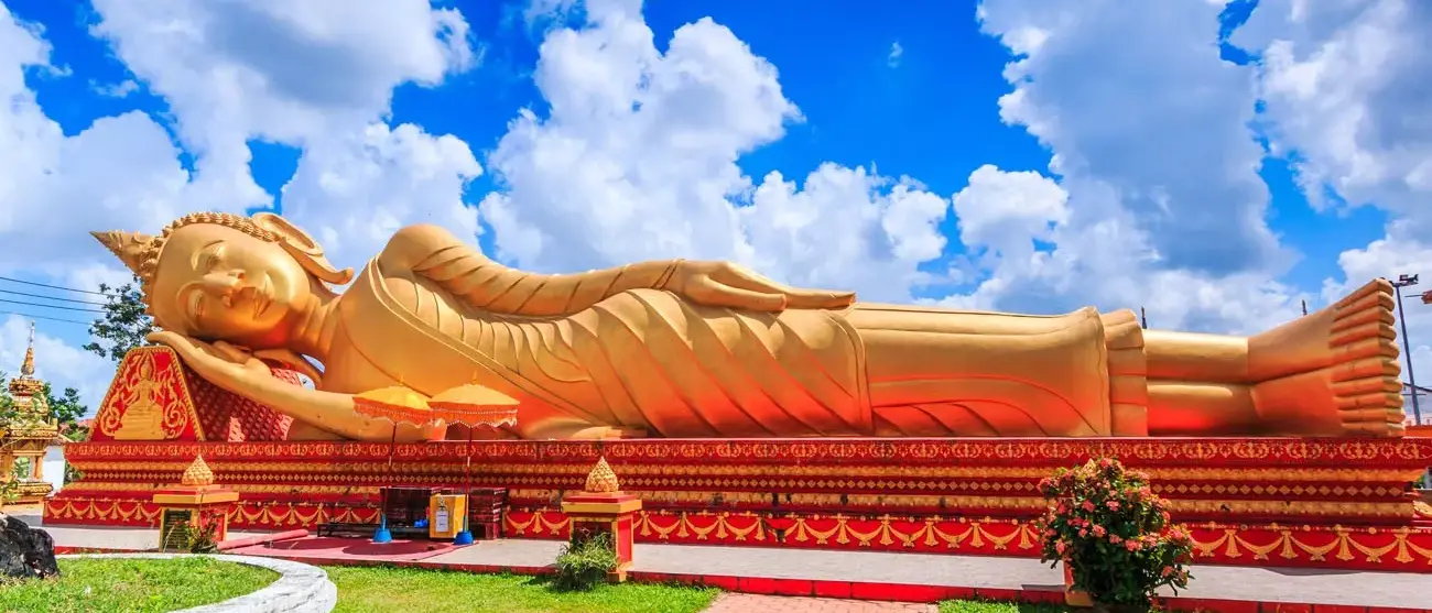 Buddha que dorme templo Vientiane, Laos