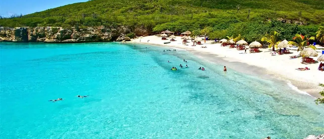 Vista de Groot St Martha em Curaçao 