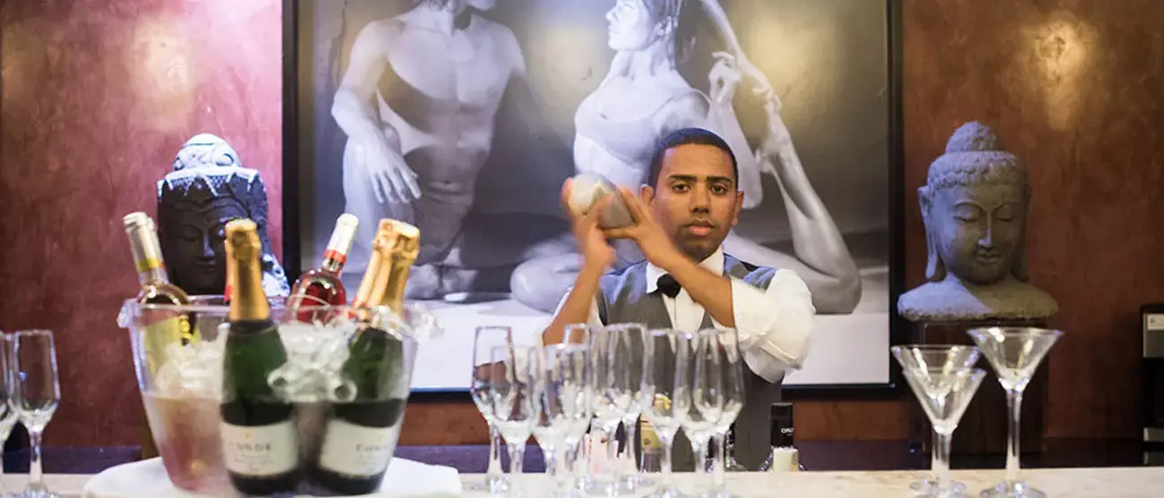 Barman Vila Gale Mares