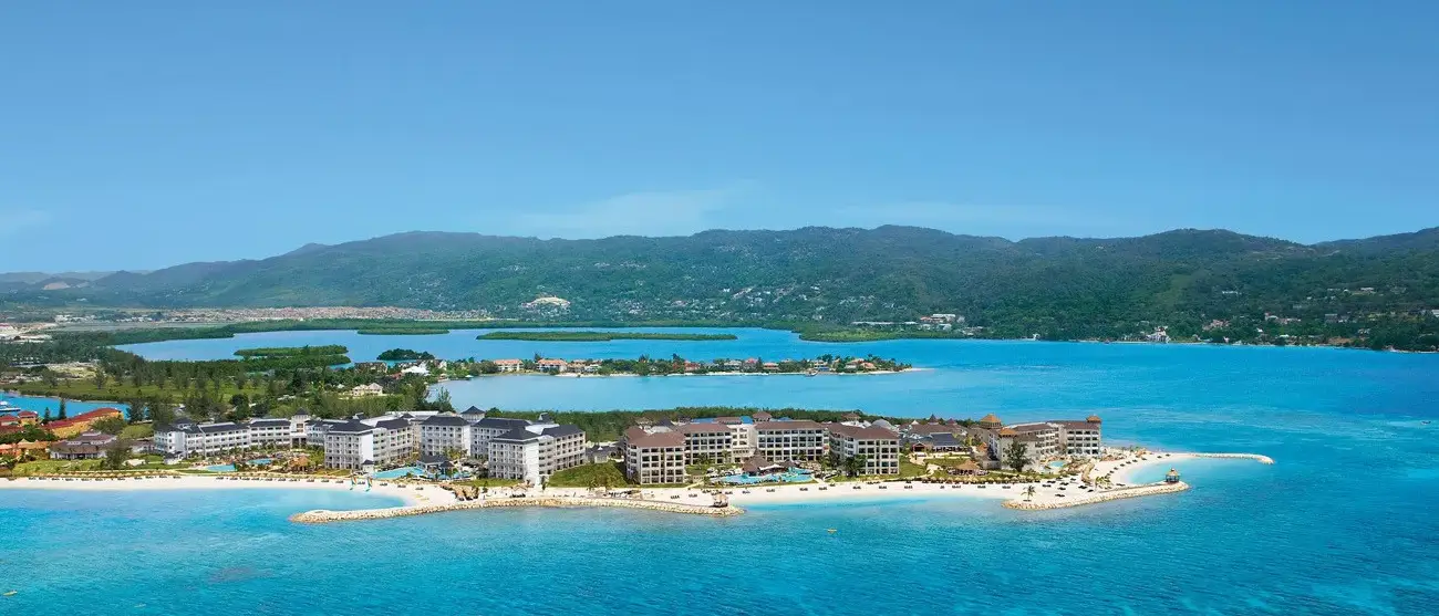 Casamento no Destino no Secrets St. James Montego Bay