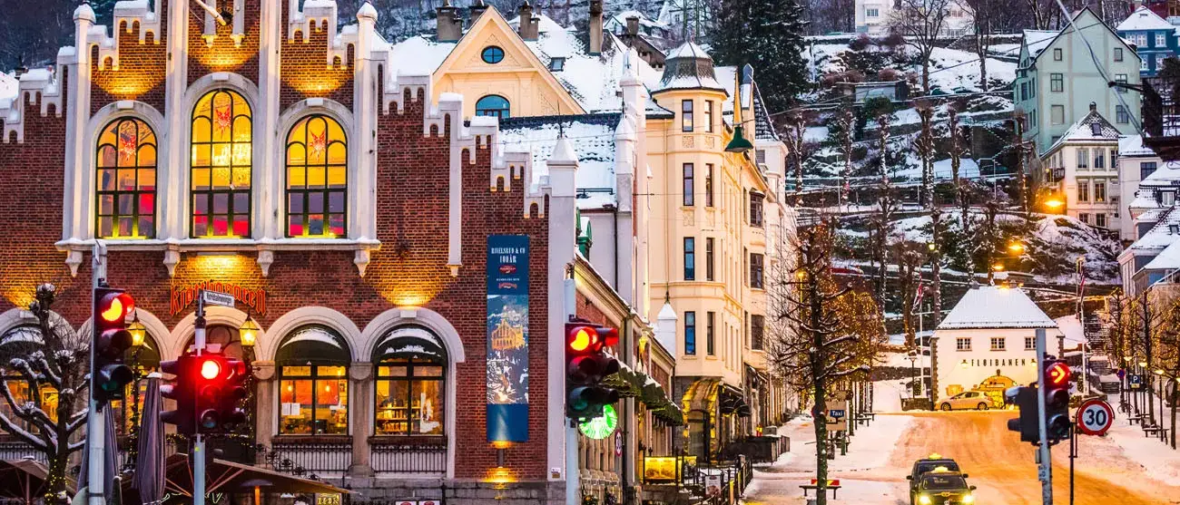 Ruas de Bergen no Natal, Noruega