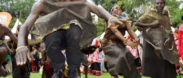Explorando Uganda