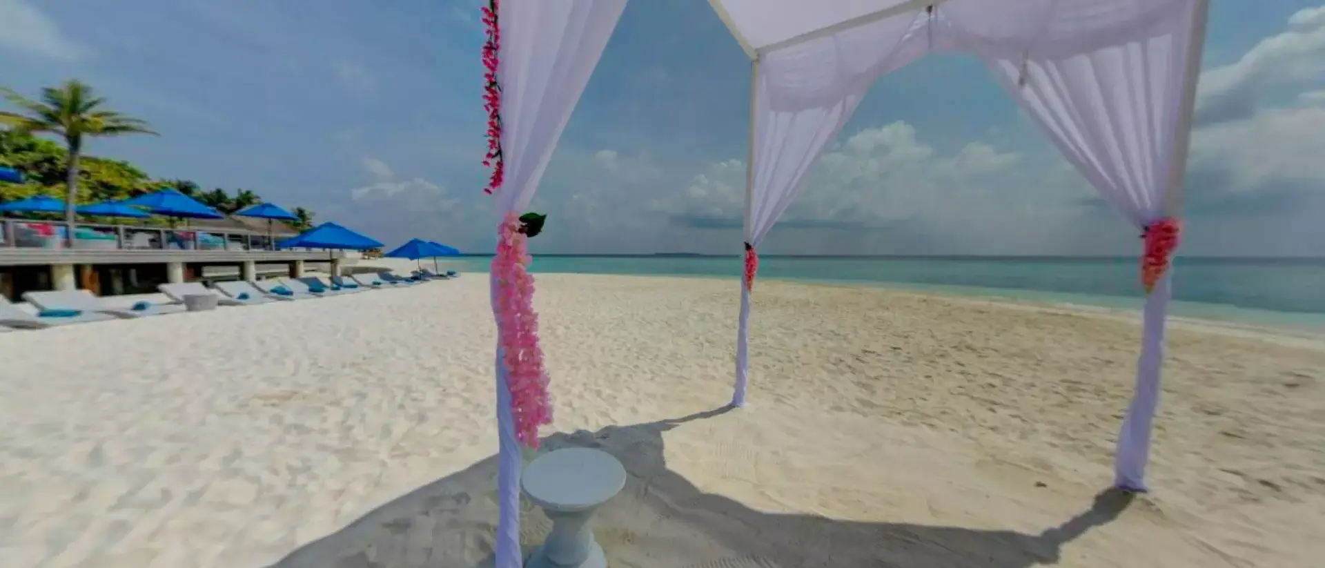 Dusit Thani Maldives