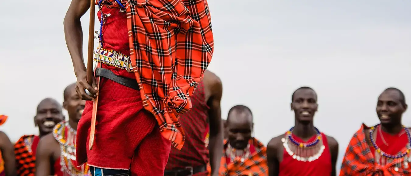 Arusha, Bushtops & Essque Zalu