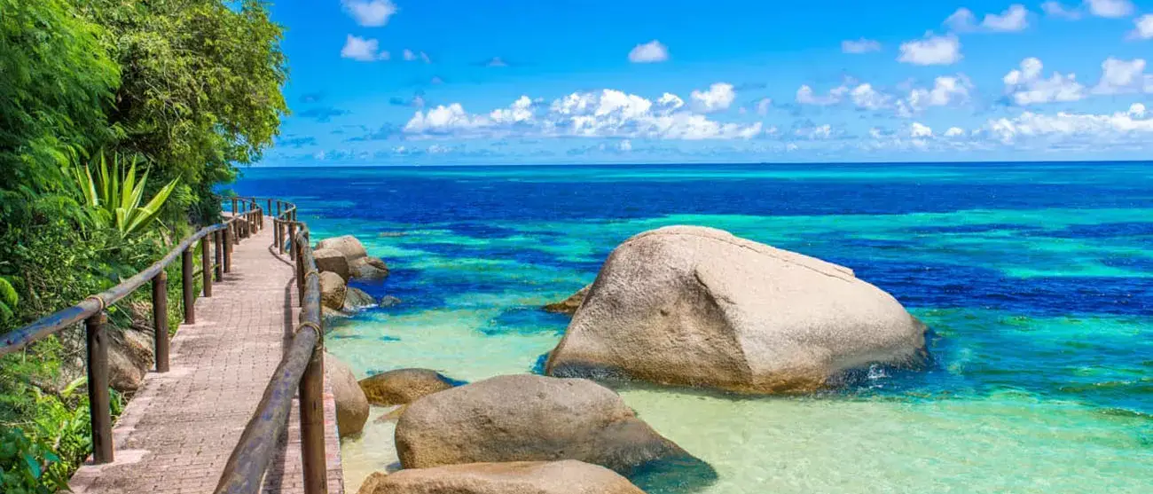 Mahé & Praslin