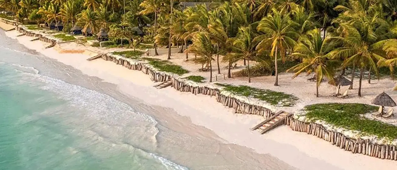 Zanzibar por Completo entre Resorts e Retiro