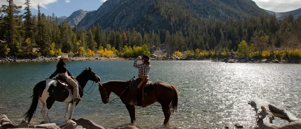 Cowboys em Mammoth Lakes, Canada