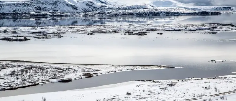 islandia-lago-thingvellir