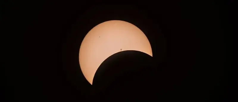 islandia-eclipse-parcial