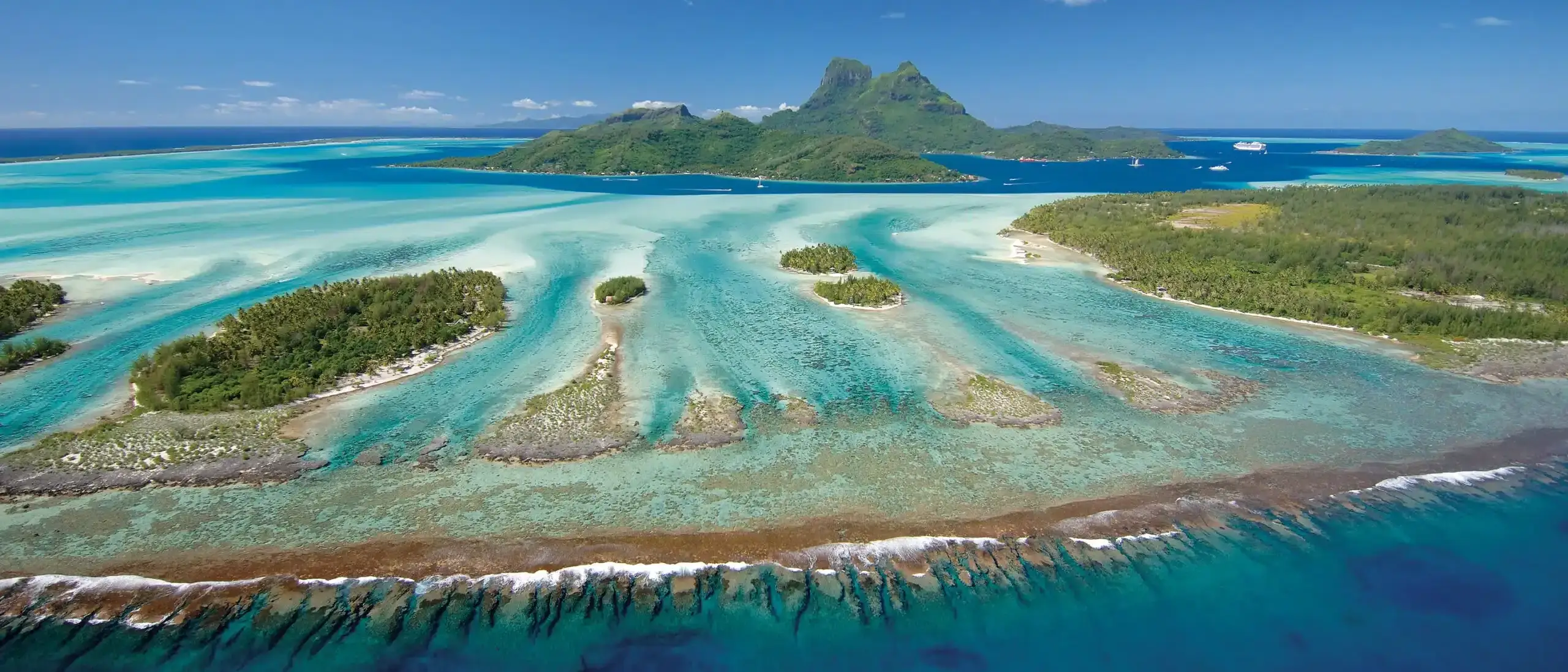 Vista aerea de Bora Bora