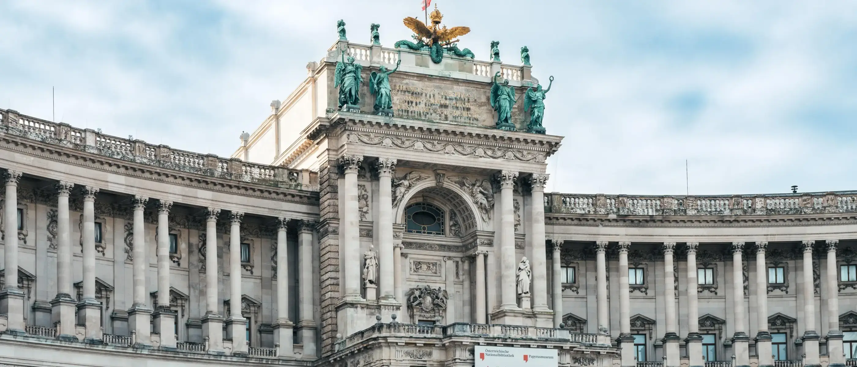 Ala Neue Burg no Castelo de Hofburg em Viena, Austria
