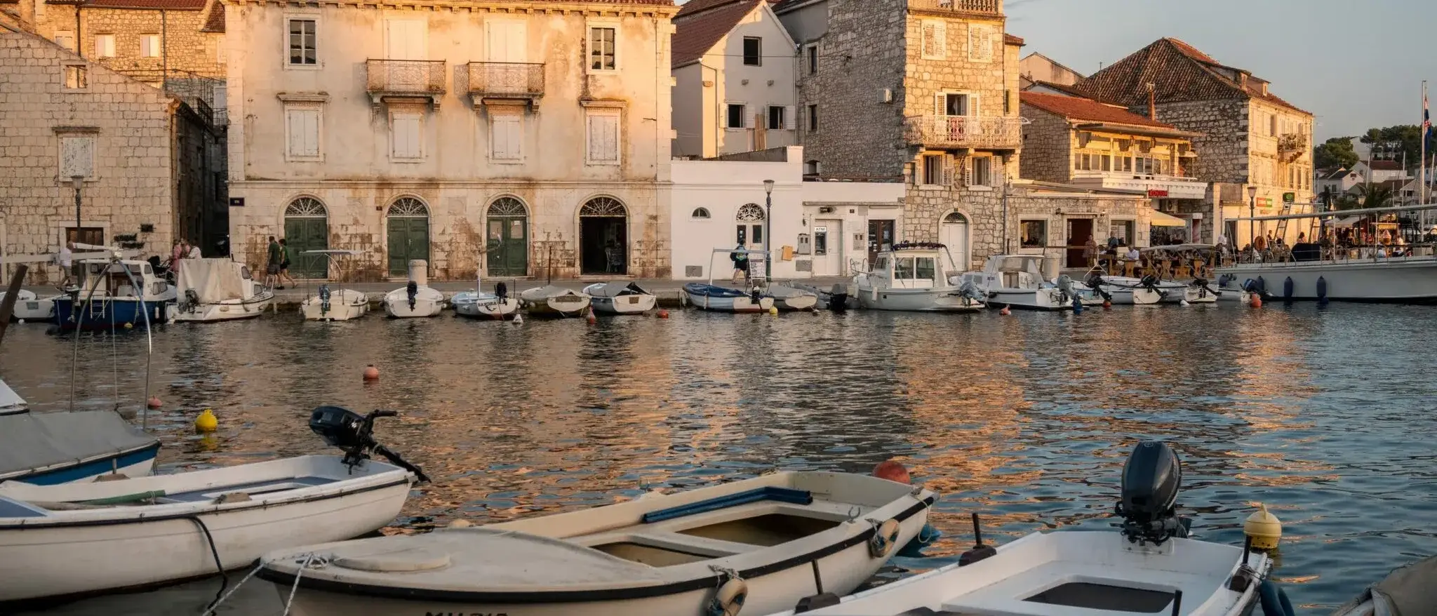 Porto de Milna, Brac, Croacia