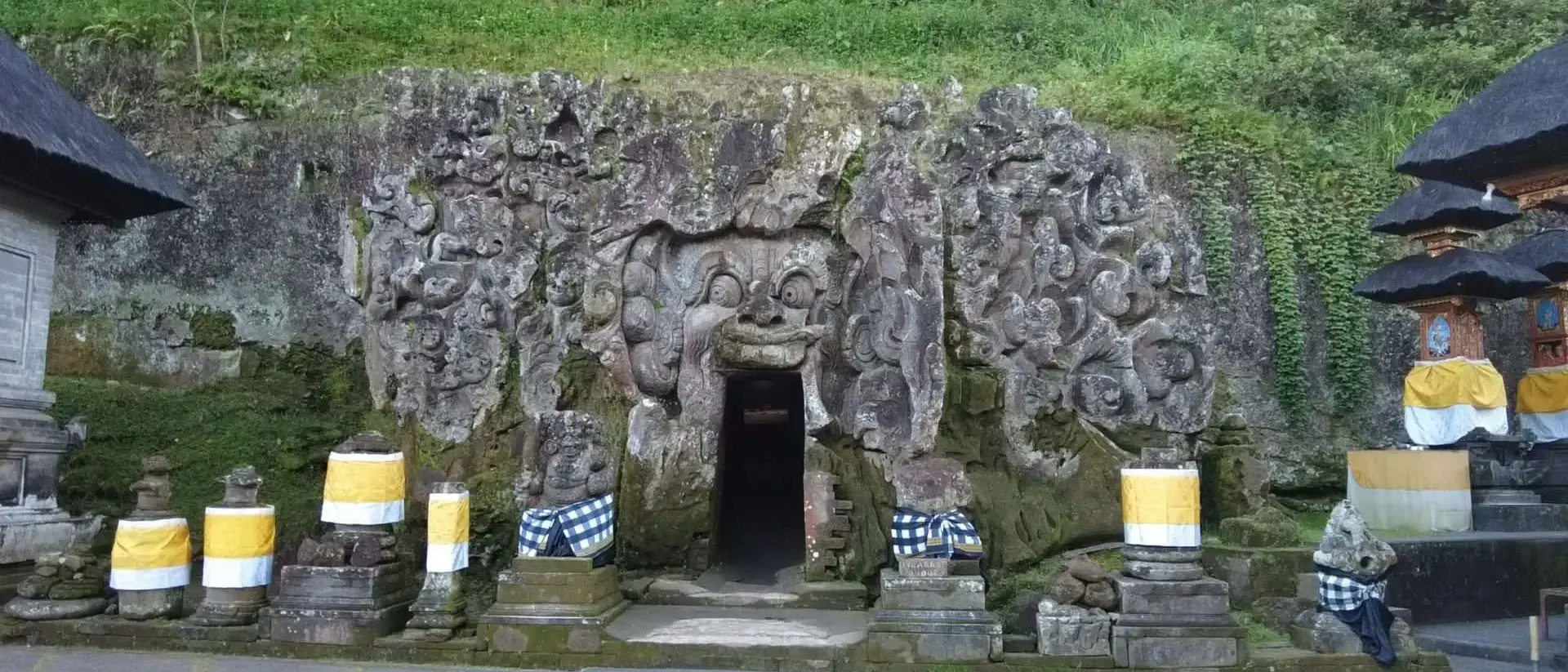 Templo de Goa Gajah, Indonésia
