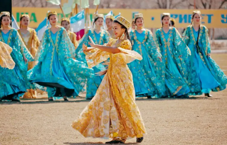 Destino de: Uzbequistão