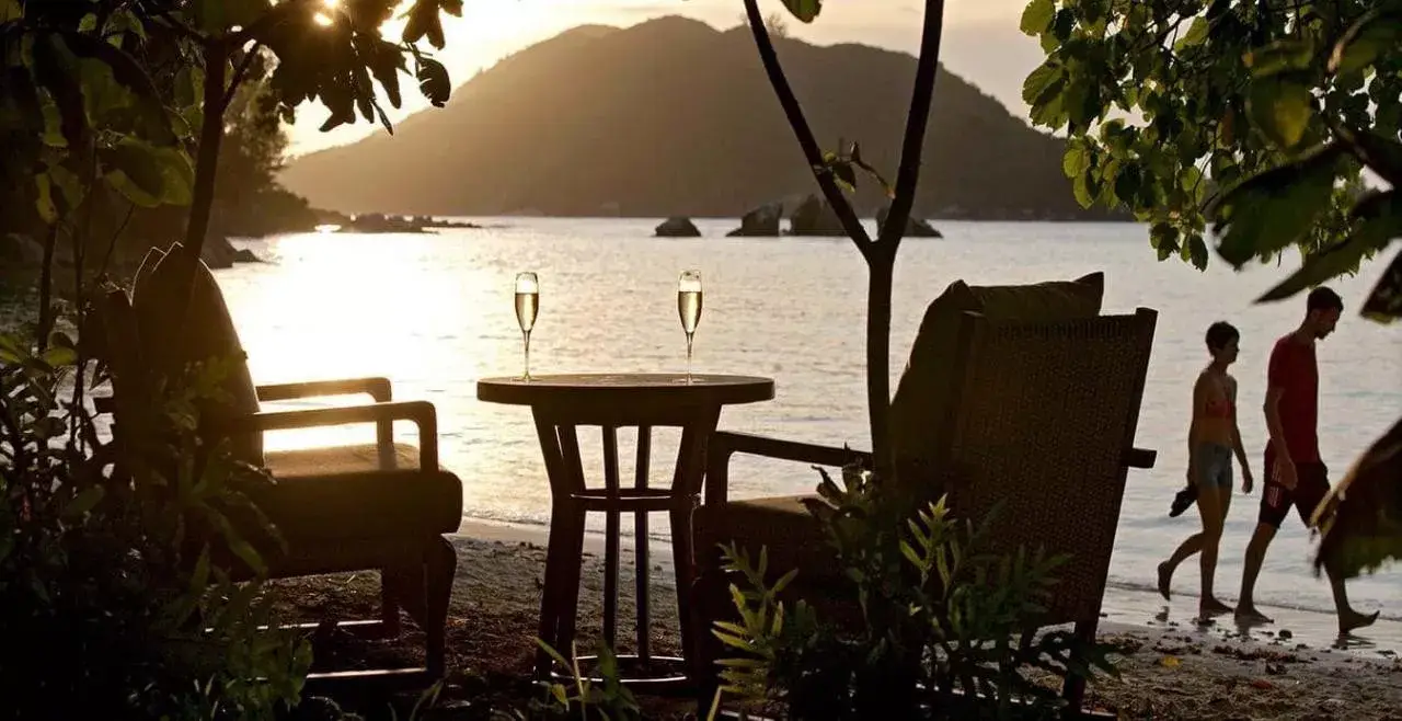 pacote-lua-mel-constance-ephelia-ilhas-seychelles