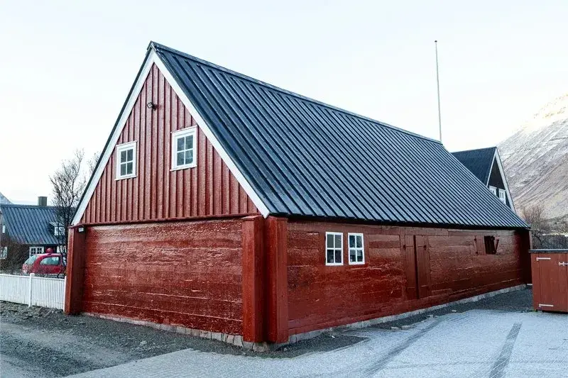 islandia-tjoruhusid-3