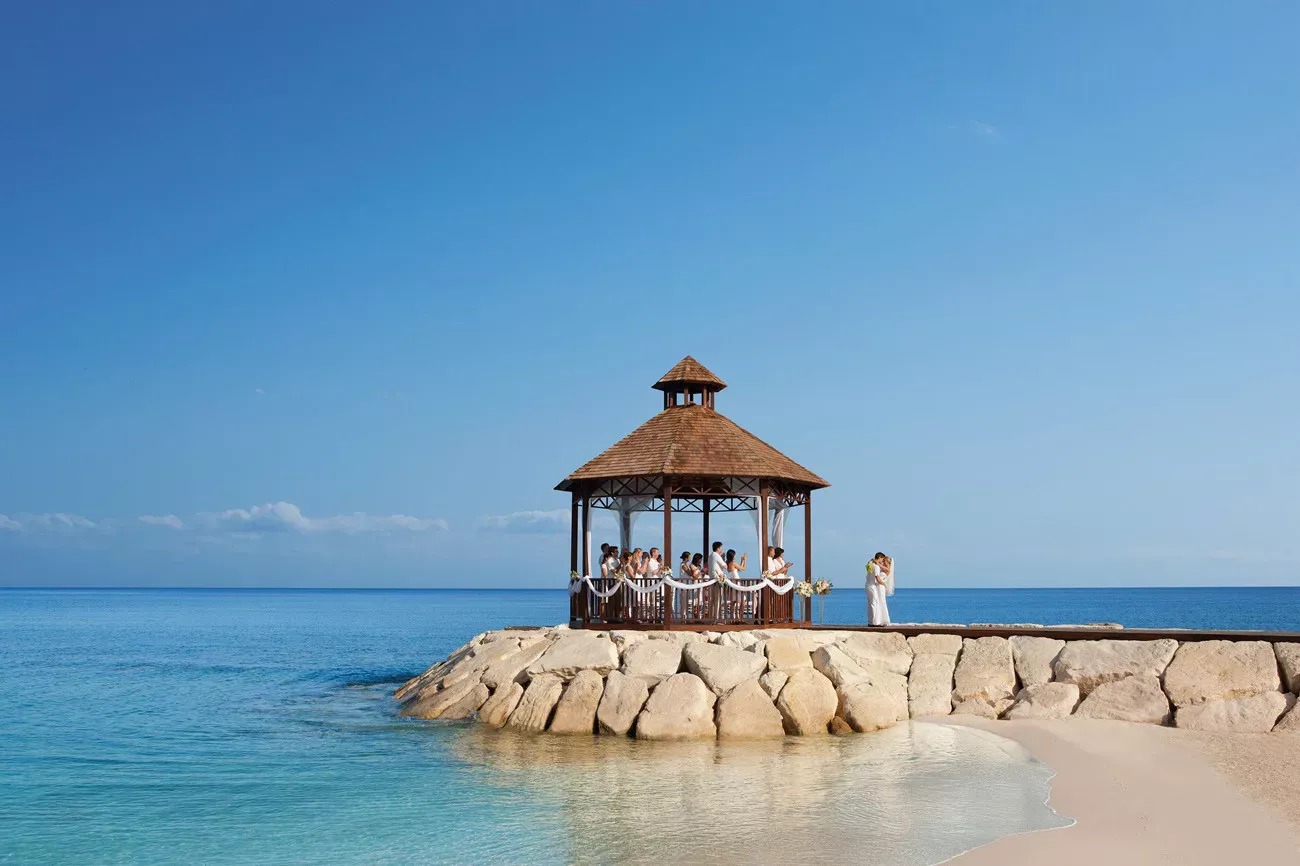 Casamento no Secrets St. James Montego Bay