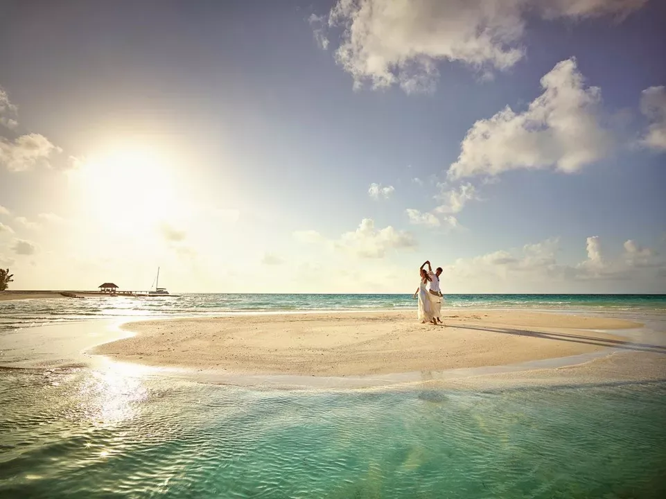 Elopement Wedding no LUX South Ari Atoll Resort & Villas