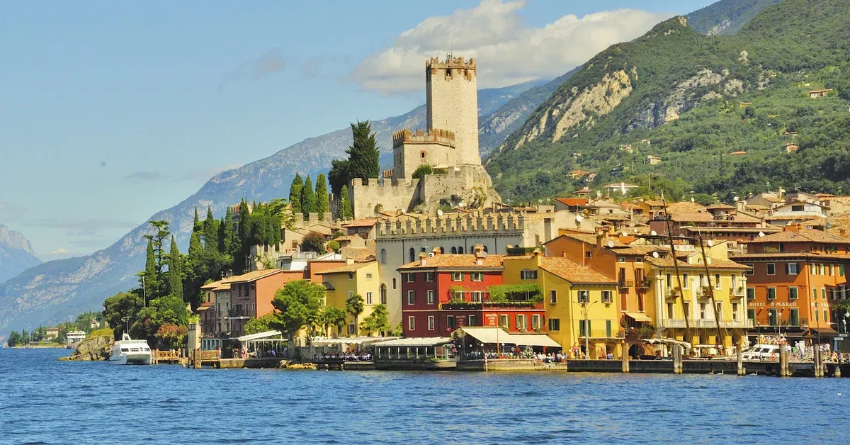 Roma com Caminho dos Imperadores