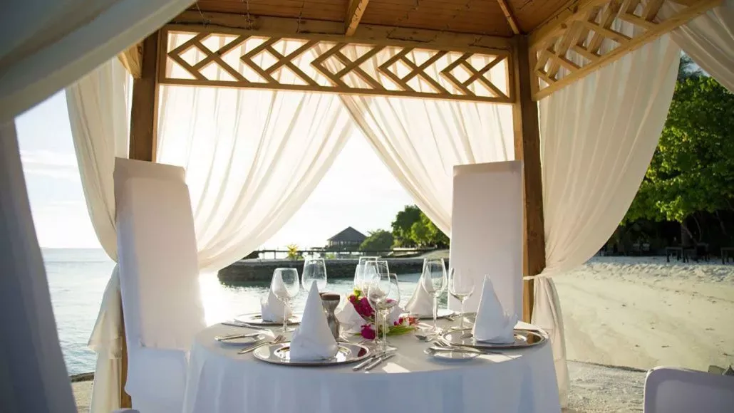 Elopement Wedding no Lily Beach Resort & Spa