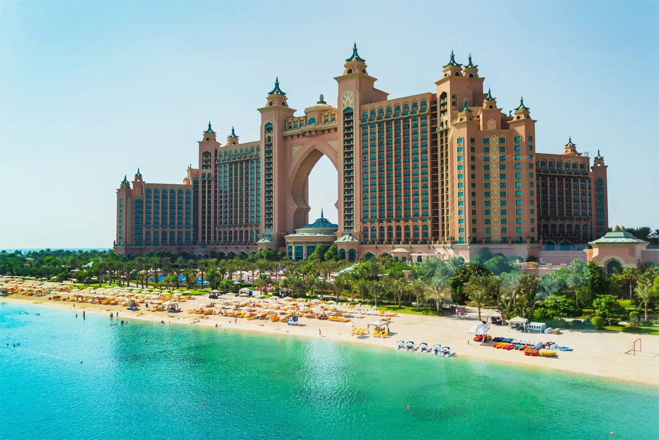 Tesouros das Ilhas Helênicas e Dubai