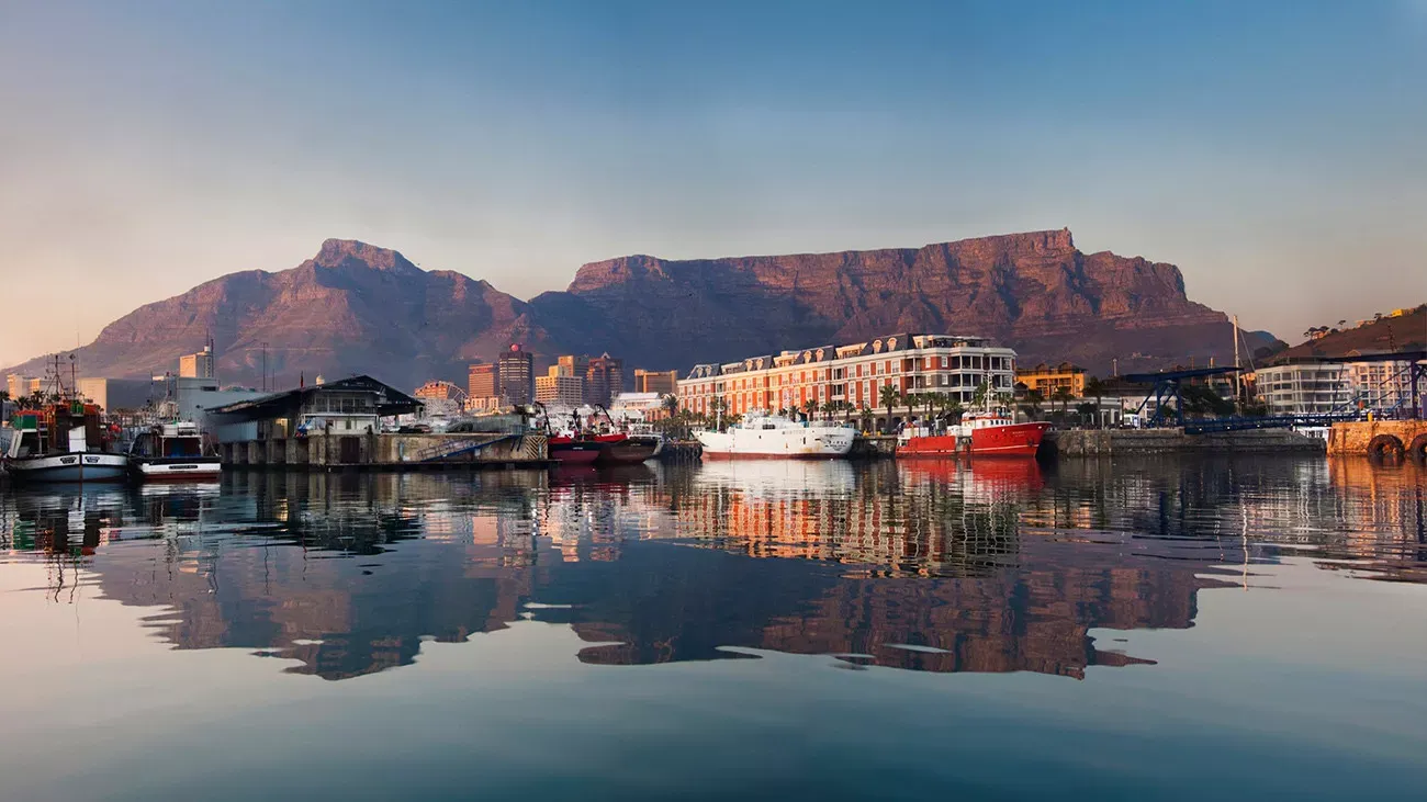 África Austral Luxury com Sáfaris, Delta e Cape Town