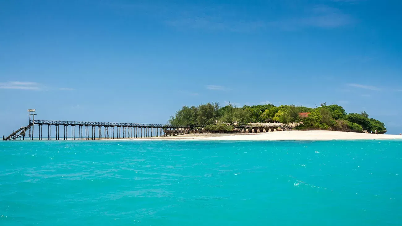 Zanzibar por Completo entre Resorts e Retiro