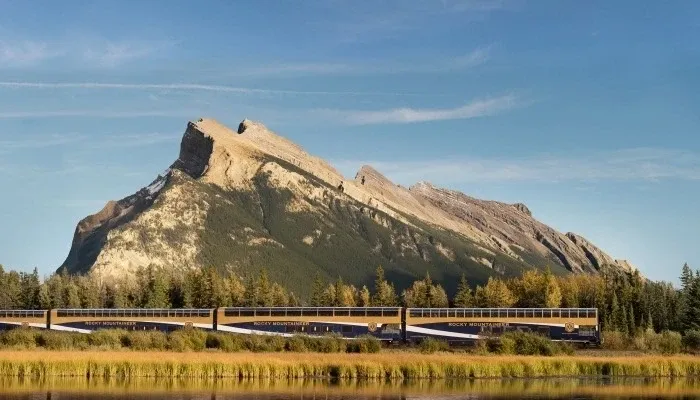 canada-trem-rocky2
