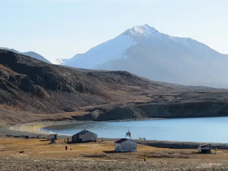 groenlandia-northwest-mountain