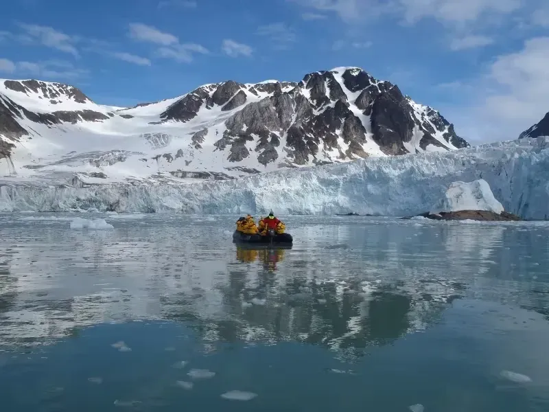 groenlandia-barco-barquinho