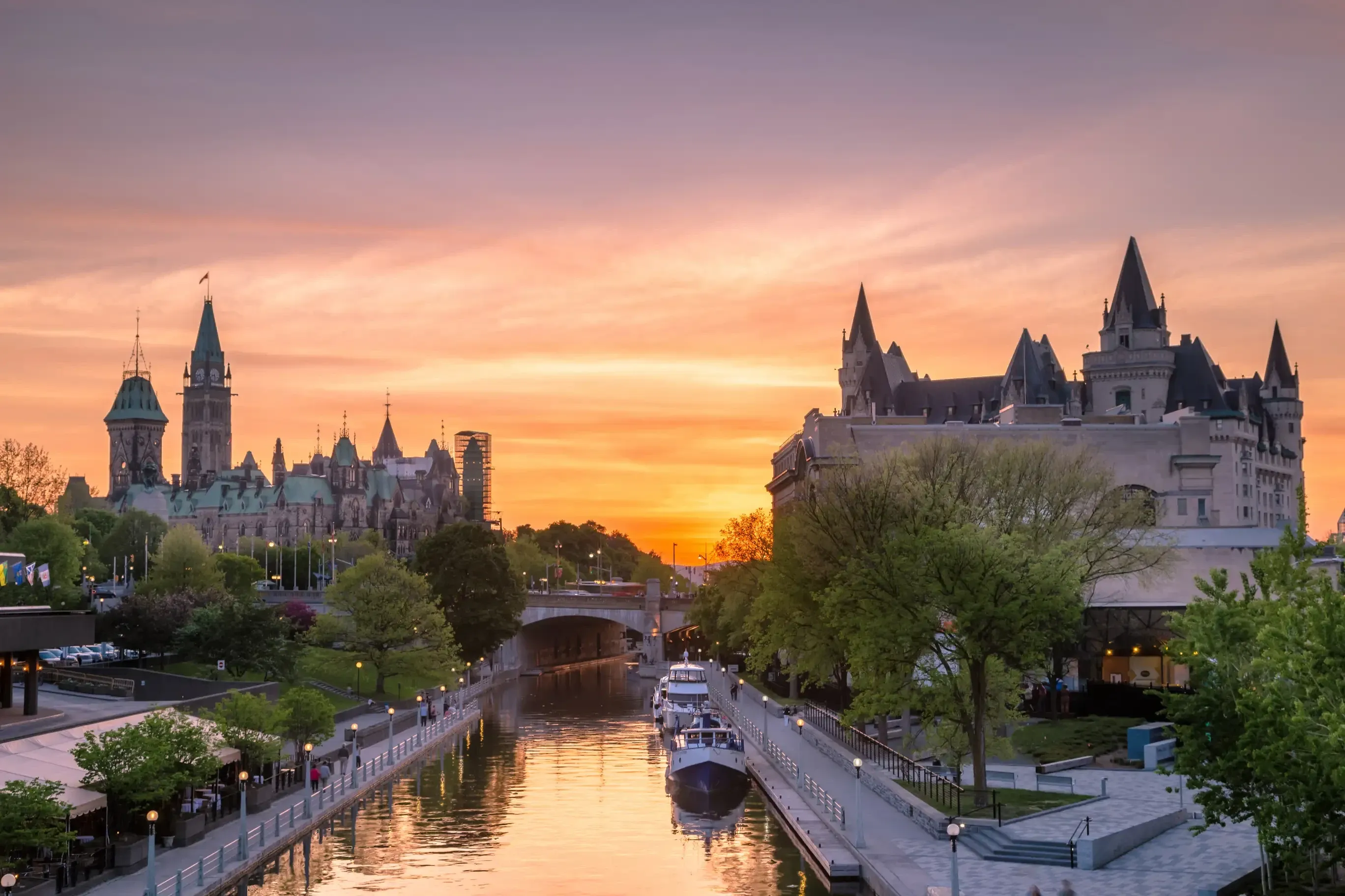 Pôr do Sol em Ottawa no rio