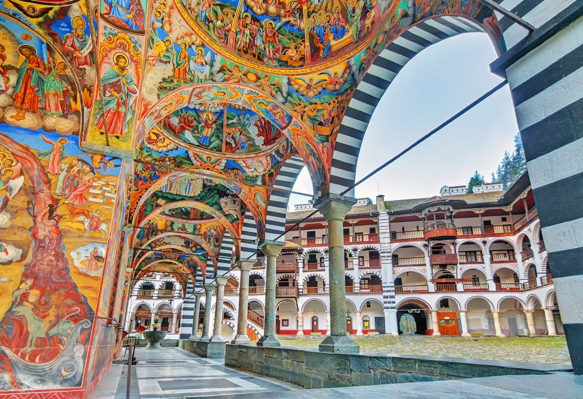 Pinturas em Mosteiro em Rila, Bulgária