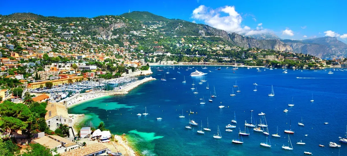 Vista da Costa de Nice, França