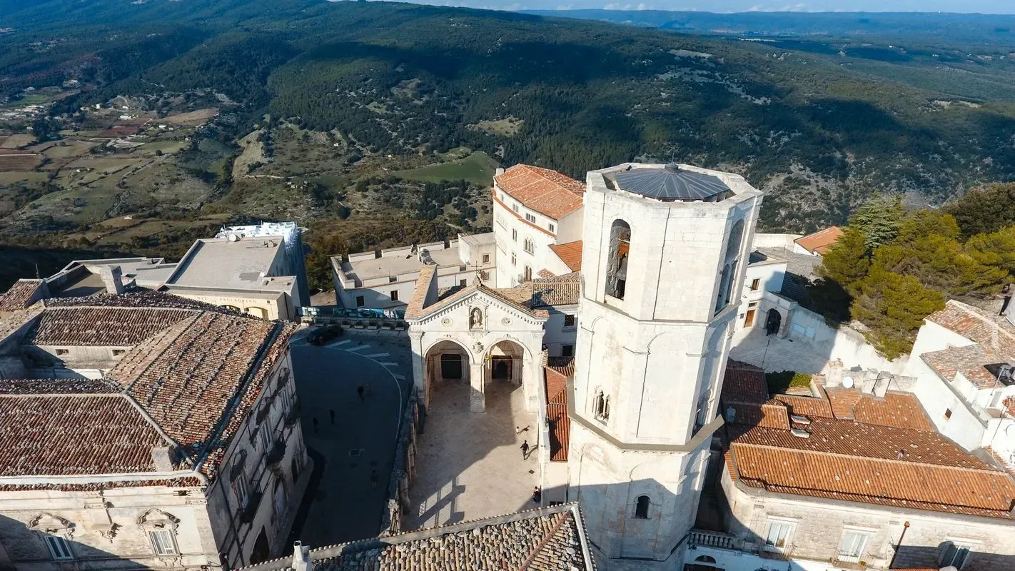 Santuario Sao Miguel Arcanjo Mont Sant'Angelo Italia