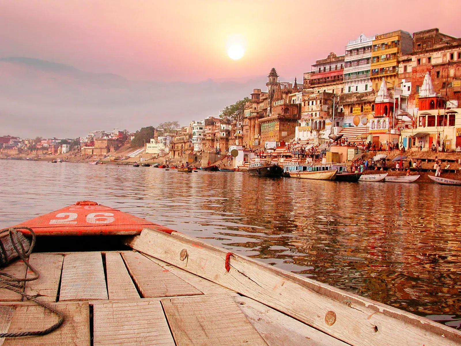 Barco no Rio Ganges, Varanasi, Índia