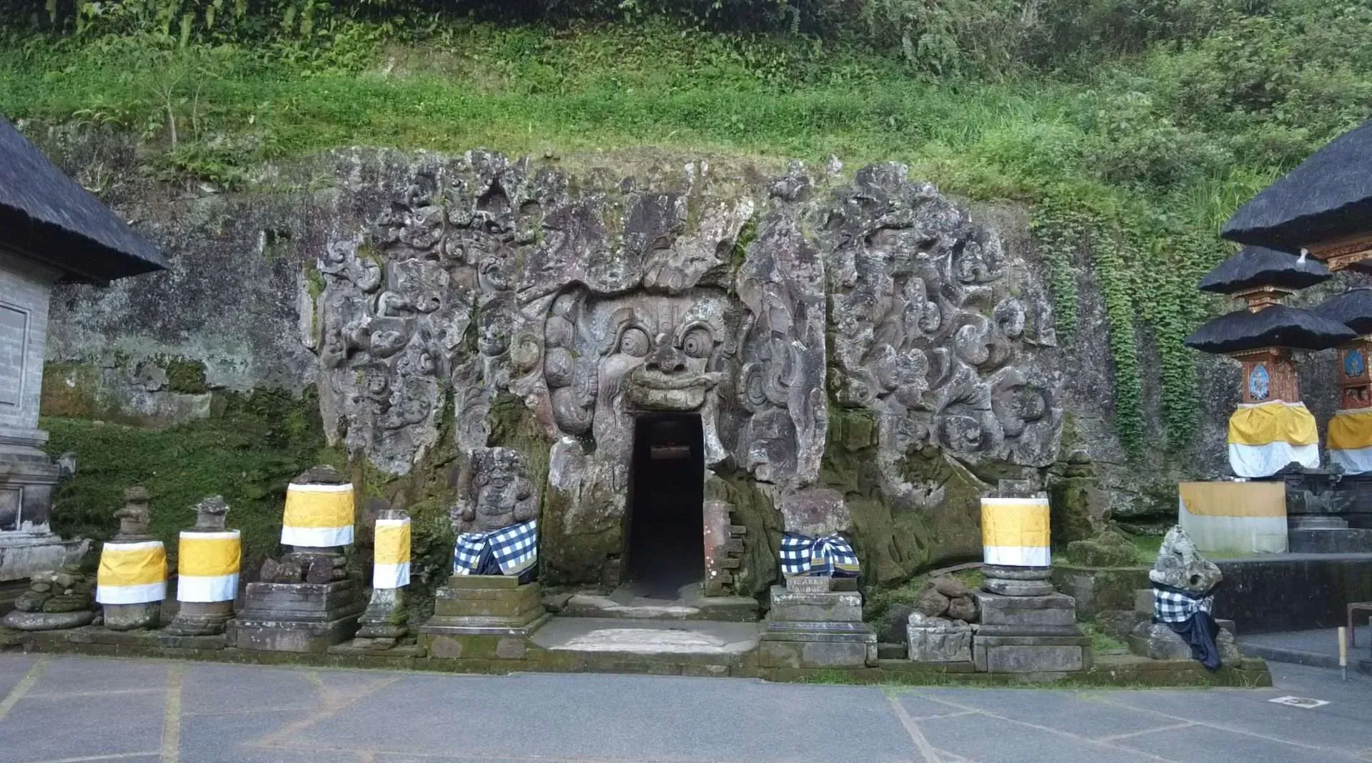 Templo de Goa Gajah, Indonésia
