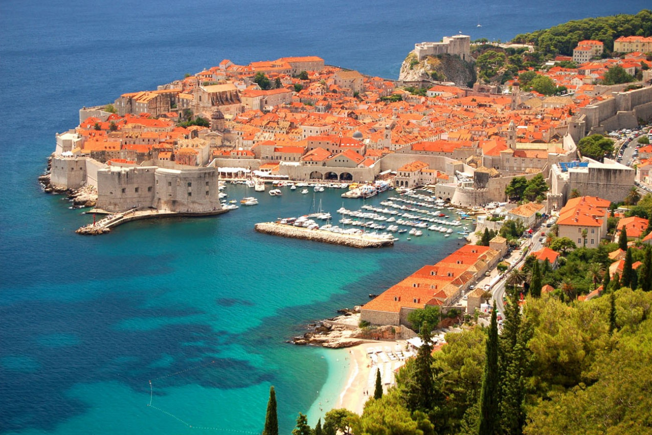 Split, Croácia - 15 De Agosto De 2020: Vista Antiga Da Passagem De
